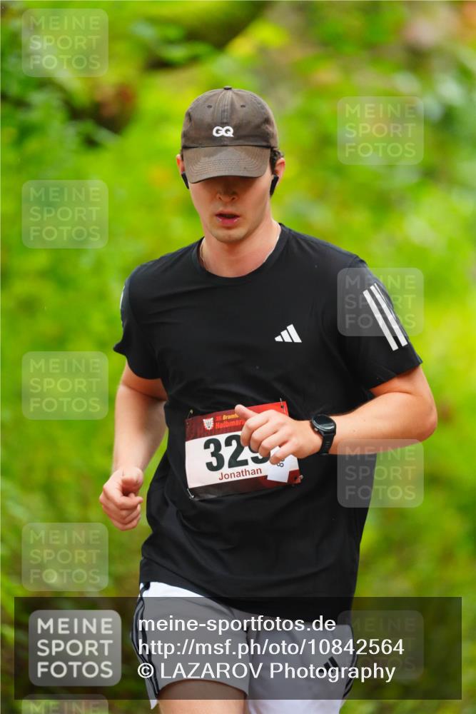 11.10.2026 - Bramfelder Halbmarathon 2026 LAZAROV Photography http://msf.ph/oto/10842564 11.10.2026 10:32:05 Laufen 35, 329, 8 meine-sportfotos.de