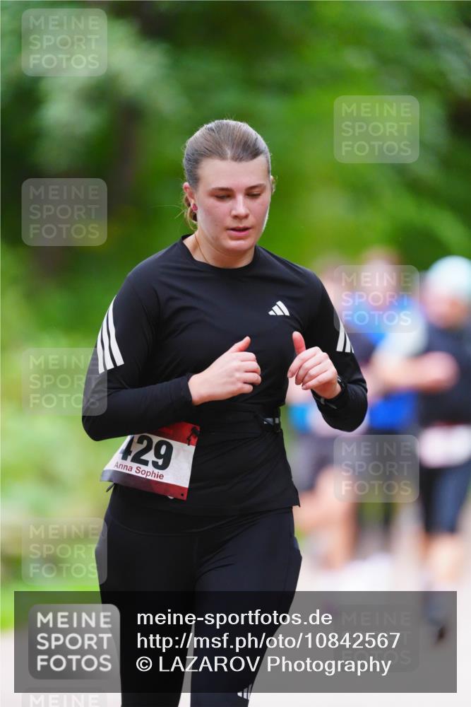 11.10.2026 - Bramfelder Halbmarathon 2026 LAZAROV Photography http://msf.ph/oto/10842567 11.10.2026 10:32:10 Laufen 429 meine-sportfotos.de