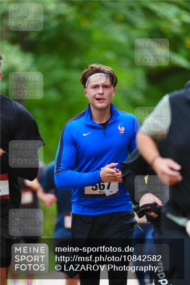 11.10.2026 - Bramfelder Halbmarathon 2026 LAZAROV Photography http://msf.ph/oto/10842582 11.10.2026 10:32:17 Laufen 567, 72 meine-sportfotos.de