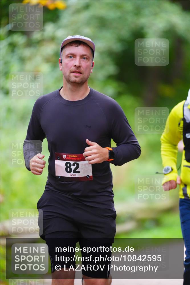 11.10.2026 - Bramfelder Halbmarathon 2026 LAZAROV Photography http://msf.ph/oto/10842595 11.10.2026 10:32:23 Laufen 110471, 35, 82 meine-sportfotos.de
