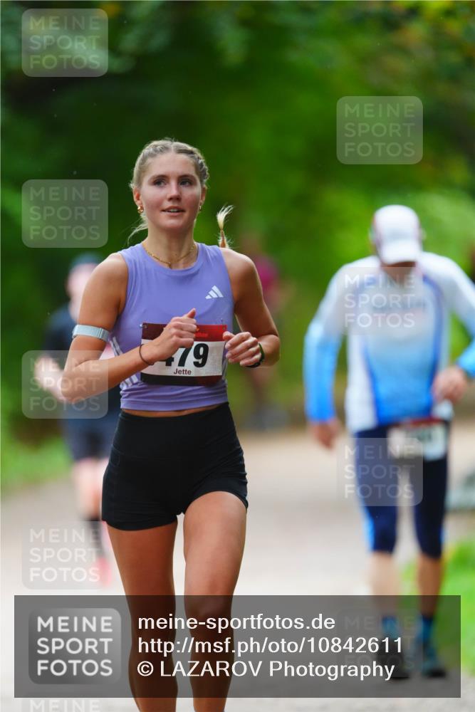11.10.2026 - Bramfelder Halbmarathon 2026 LAZAROV Photography http://msf.ph/oto/10842611 11.10.2026 10:32:32 Laufen 79 meine-sportfotos.de