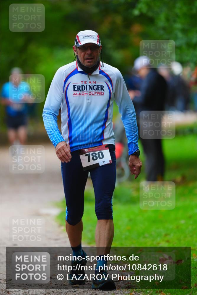11.10.2026 - Bramfelder Halbmarathon 2026 LAZAROV Photography http://msf.ph/oto/10842618 11.10.2026 10:32:36 Laufen 780, 21 meine-sportfotos.de