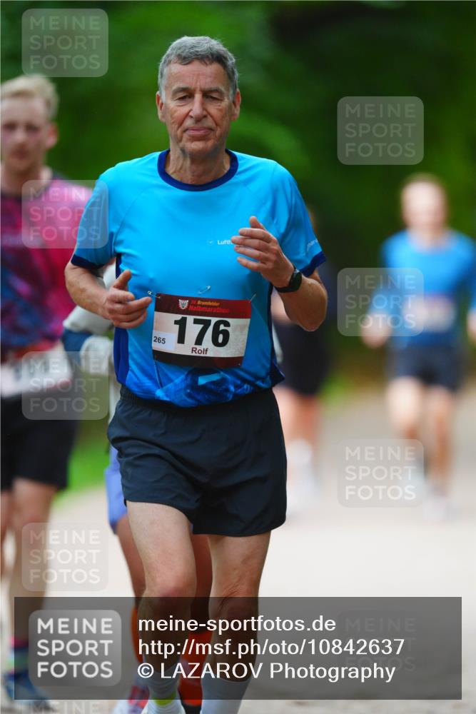 11.10.2026 - Bramfelder Halbmarathon 2026 LAZAROV Photography http://msf.ph/oto/10842637 11.10.2026 10:32:50 Laufen 35, 176, 265 meine-sportfotos.de