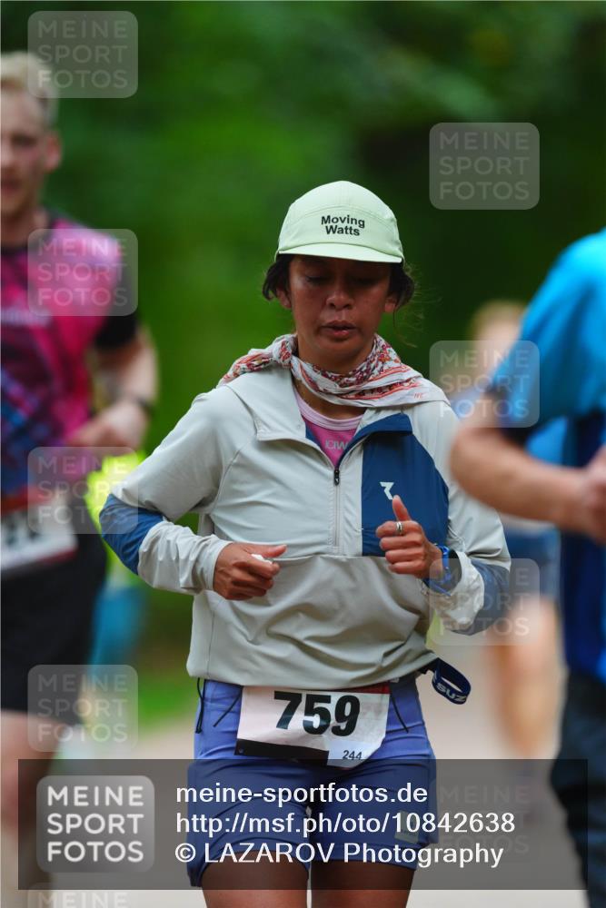 11.10.2026 - Bramfelder Halbmarathon 2026 LAZAROV Photography http://msf.ph/oto/10842638 11.10.2026 10:32:52 Laufen 759, 244 meine-sportfotos.de