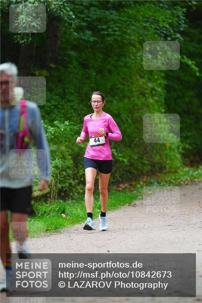 11.10.2026 - Bramfelder Halbmarathon 2026 LAZAROV Photography http://msf.ph/oto/10842673 11.10.2026 10:33:09 Laufen 44 meine-sportfotos.de
