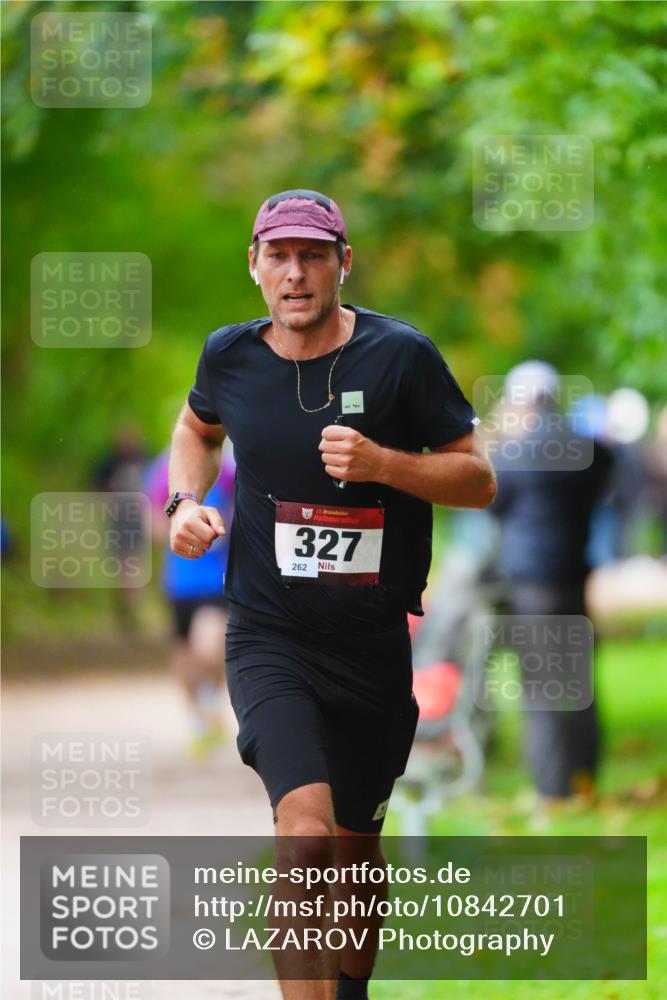 11.10.2026 - Bramfelder Halbmarathon 2026 LAZAROV Photography http://msf.ph/oto/10842701 11.10.2026 10:33:27 Laufen 35, 327, 262 meine-sportfotos.de