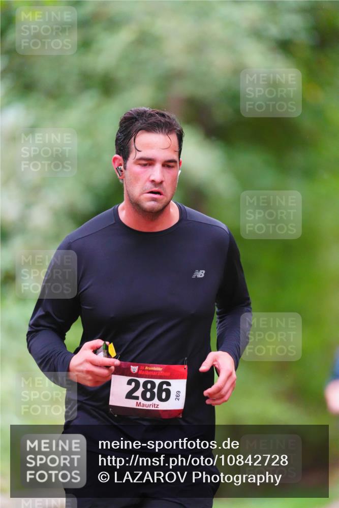 11.10.2026 - Bramfelder Halbmarathon 2026 LAZAROV Photography http://msf.ph/oto/10842728 11.10.2026 10:33:42 Laufen 35, 286 meine-sportfotos.de