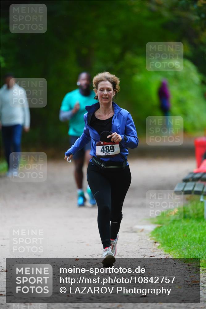 11.10.2026 - Bramfelder Halbmarathon 2026 LAZAROV Photography http://msf.ph/oto/10842757 11.10.2026 10:34:11 Laufen 489 meine-sportfotos.de