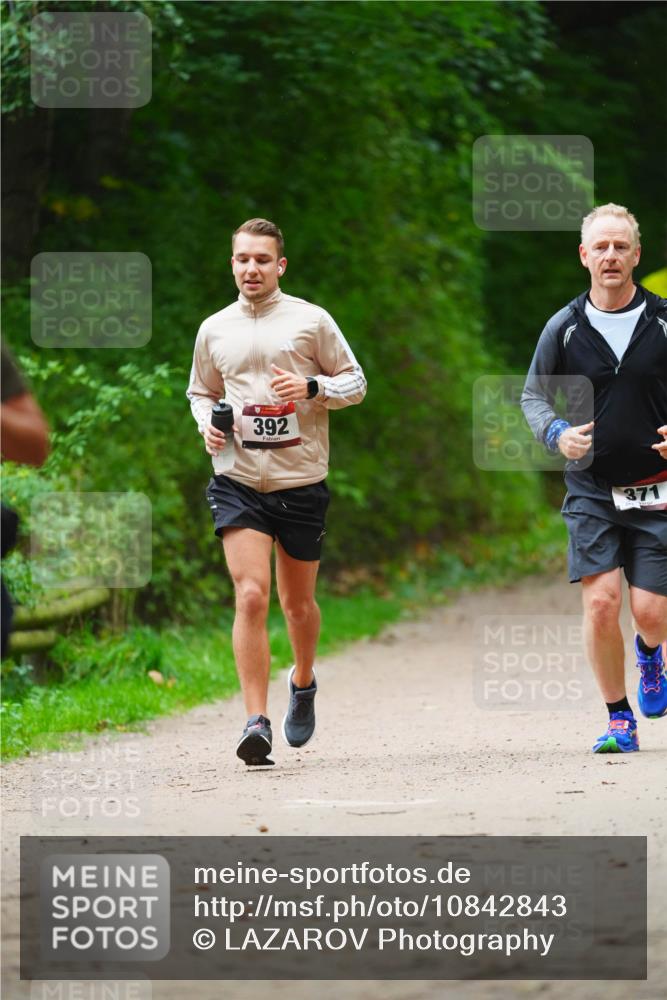 11.10.2026 - Bramfelder Halbmarathon 2026 LAZAROV Photography http://msf.ph/oto/10842843 11.10.2026 10:35:24 Laufen 392, 371 meine-sportfotos.de