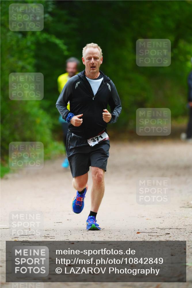 11.10.2026 - Bramfelder Halbmarathon 2026 LAZAROV Photography http://msf.ph/oto/10842849 11.10.2026 10:35:26 Laufen 371 meine-sportfotos.de