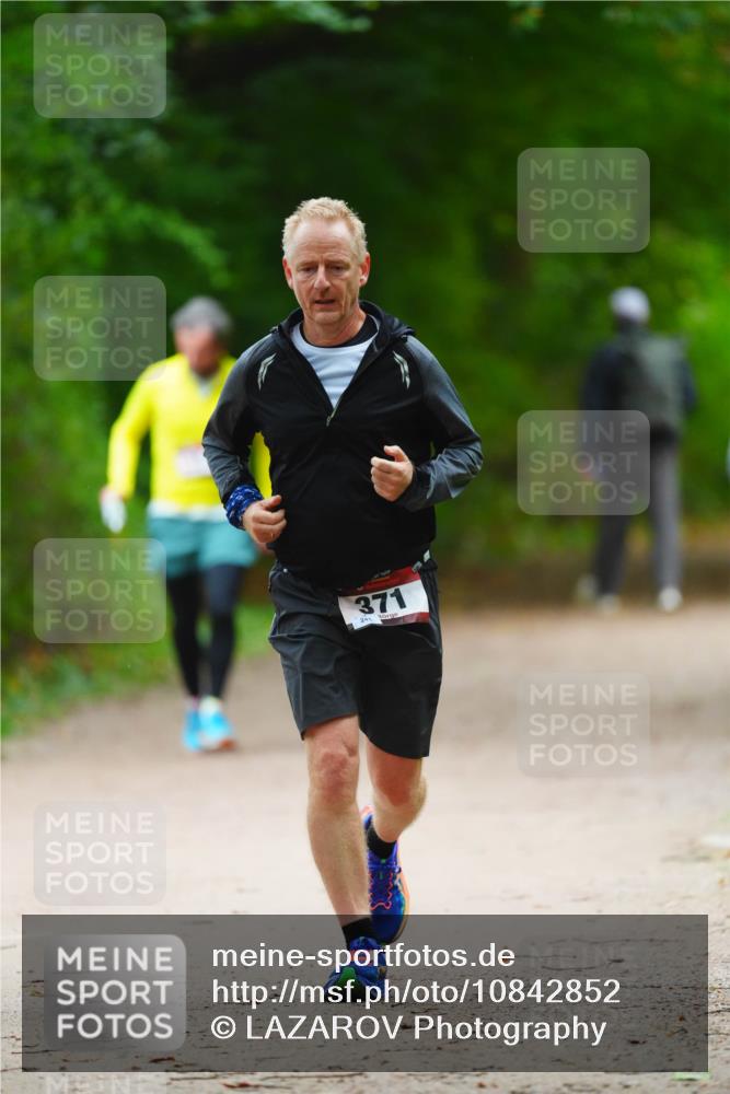 11.10.2026 - Bramfelder Halbmarathon 2026 LAZAROV Photography http://msf.ph/oto/10842852 11.10.2026 10:35:27 Laufen 371, 241, 3 meine-sportfotos.de