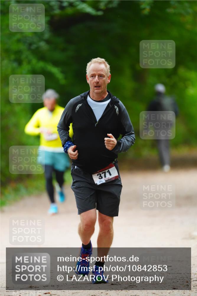 11.10.2026 - Bramfelder Halbmarathon 2026 LAZAROV Photography http://msf.ph/oto/10842853 11.10.2026 10:35:27 Laufen 371, 241 meine-sportfotos.de