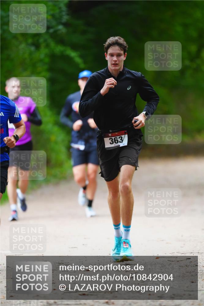 11.10.2026 - Bramfelder Halbmarathon 2026 LAZAROV Photography http://msf.ph/oto/10842904 11.10.2026 10:36:44 Laufen 363, 39 meine-sportfotos.de