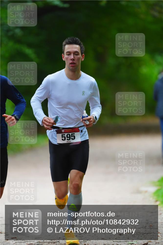 11.10.2026 - Bramfelder Halbmarathon 2026 LAZAROV Photography http://msf.ph/oto/10842932 11.10.2026 10:37:01 Laufen 595 meine-sportfotos.de