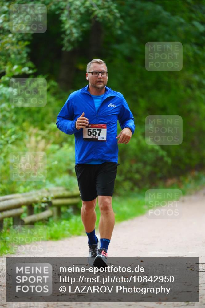 11.10.2026 - Bramfelder Halbmarathon 2026 LAZAROV Photography http://msf.ph/oto/10842950 11.10.2026 10:37:29 Laufen 557, 254 meine-sportfotos.de