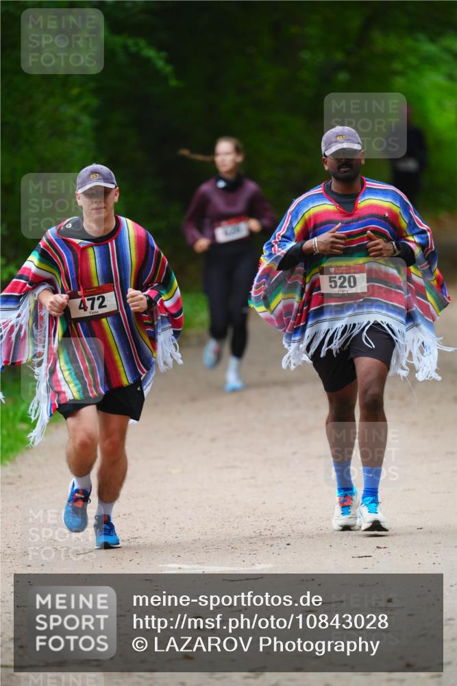 11.10.2026 - Bramfelder Halbmarathon 2026 LAZAROV Photography http://msf.ph/oto/10843028 11.10.2026 10:38:24 Laufen 472, 520 meine-sportfotos.de