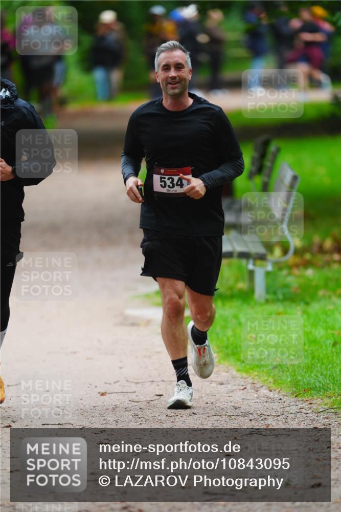 11.10.2026 - Bramfelder Halbmarathon 2026 LAZAROV Photography http://msf.ph/oto/10843095 11.10.2026 10:39:17 Laufen 534 meine-sportfotos.de