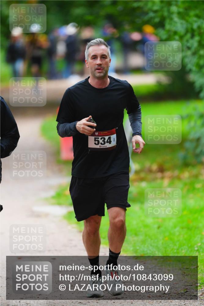 11.10.2026 - Bramfelder Halbmarathon 2026 LAZAROV Photography http://msf.ph/oto/10843099 11.10.2026 10:39:19 Laufen 534 meine-sportfotos.de