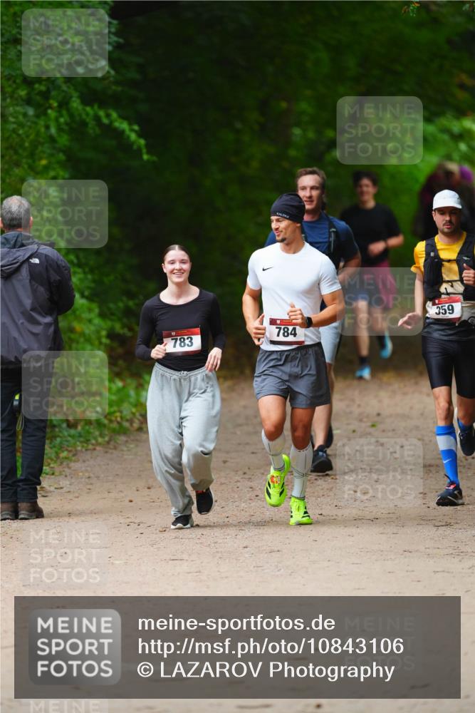 11.10.2026 - Bramfelder Halbmarathon 2026 LAZAROV Photography http://msf.ph/oto/10843106 11.10.2026 10:39:33 Laufen 783, 784, 359 meine-sportfotos.de