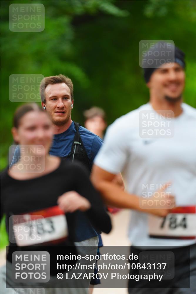 11.10.2026 - Bramfelder Halbmarathon 2026 LAZAROV Photography http://msf.ph/oto/10843137 11.10.2026 10:39:44 Laufen 783, 784 meine-sportfotos.de