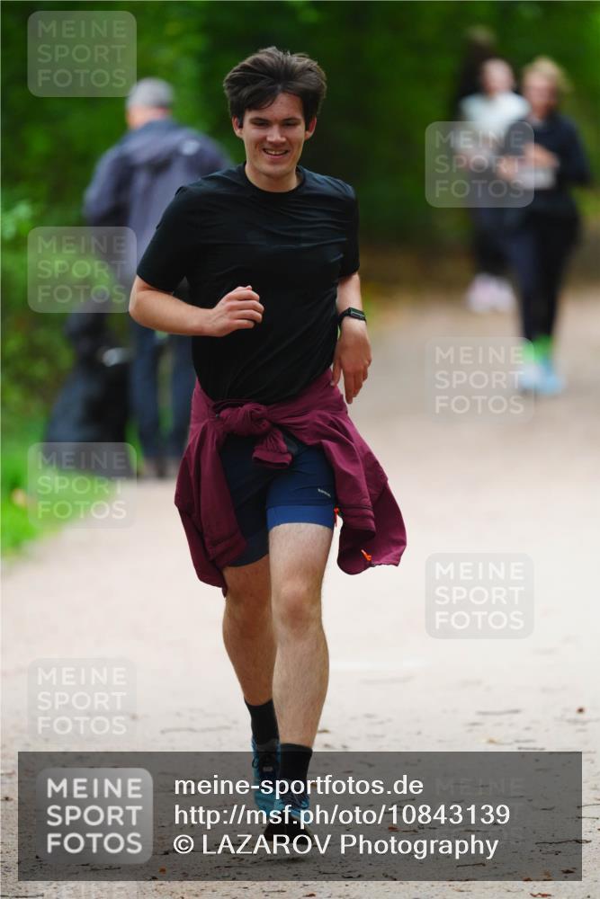 11.10.2026 - Bramfelder Halbmarathon 2026 LAZAROV Photography http://msf.ph/oto/10843139 11.10.2026 10:39:48 Laufen  meine-sportfotos.de
