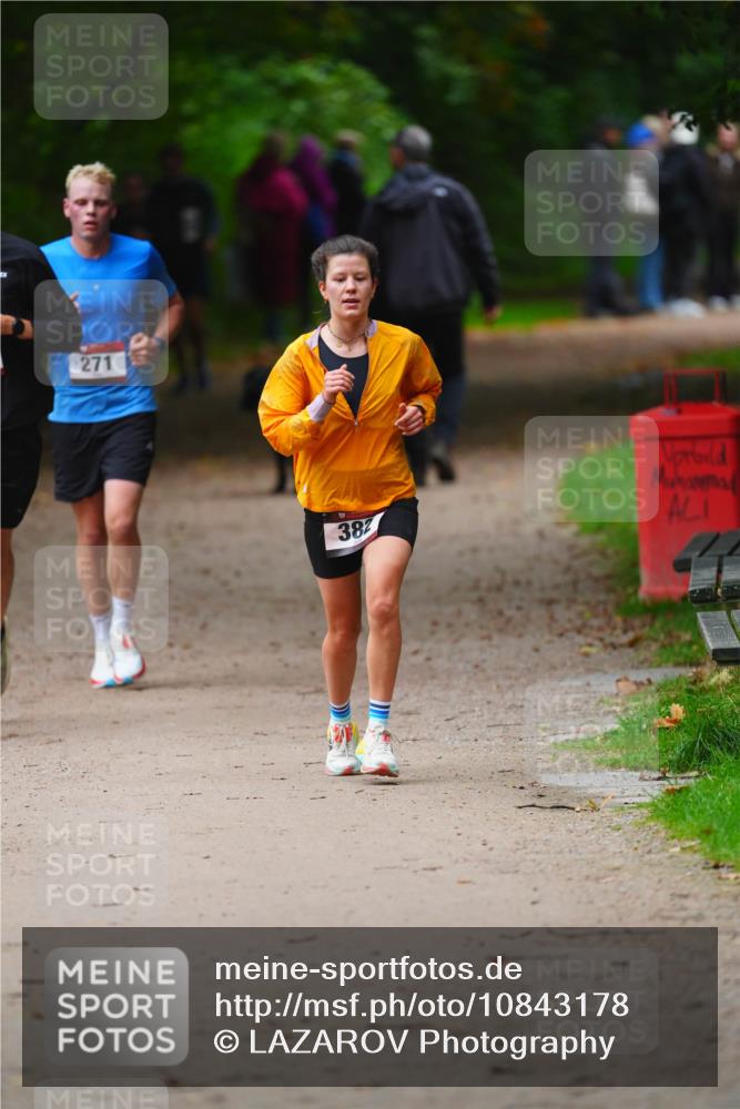 11.10.2026 - Bramfelder Halbmarathon 2026 LAZAROV Photography http://msf.ph/oto/10843178 11.10.2026 10:40:17 Laufen 271, 382 meine-sportfotos.de