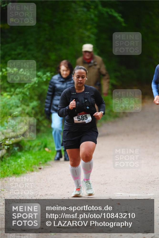 11.10.2026 - Bramfelder Halbmarathon 2026 LAZAROV Photography http://msf.ph/oto/10843210 11.10.2026 10:40:38 Laufen 585, 75 meine-sportfotos.de