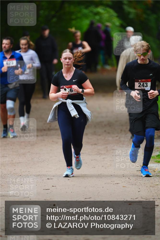 11.10.2026 - Bramfelder Halbmarathon 2026 LAZAROV Photography http://msf.ph/oto/10843271 11.10.2026 10:41:21 Laufen 623, 6, 243 meine-sportfotos.de