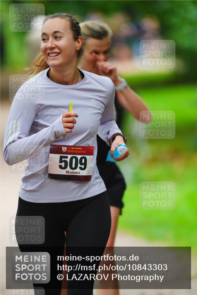 11.10.2026 - Bramfelder Halbmarathon 2026 LAZAROV Photography http://msf.ph/oto/10843303 11.10.2026 10:41:35 Laufen 35, 509 meine-sportfotos.de