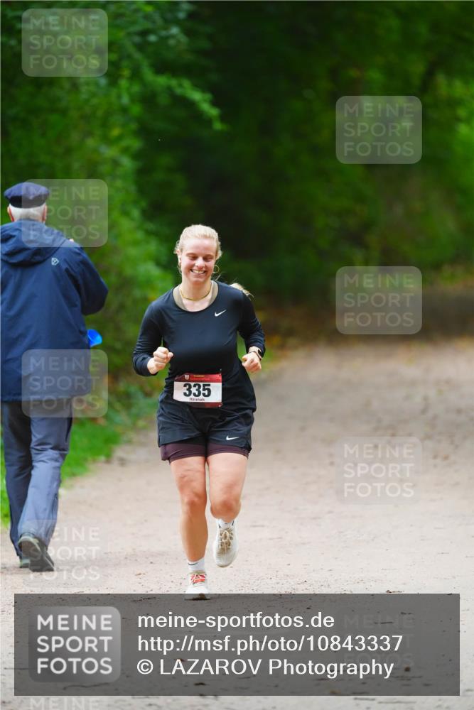 11.10.2026 - Bramfelder Halbmarathon 2026 LAZAROV Photography http://msf.ph/oto/10843337 11.10.2026 10:42:03 Laufen 335 meine-sportfotos.de