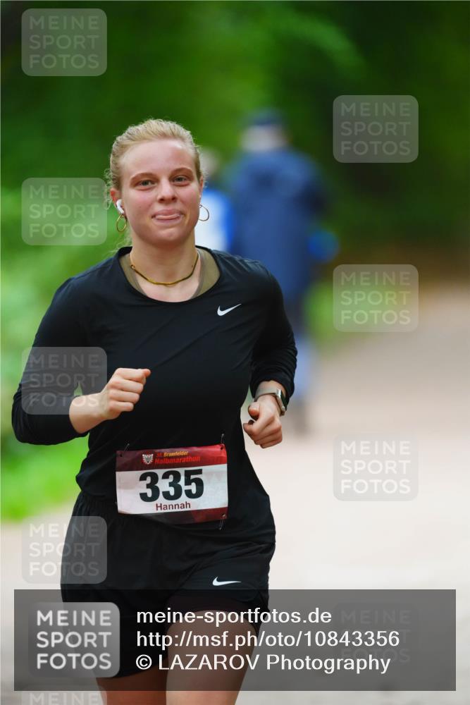 11.10.2026 - Bramfelder Halbmarathon 2026 LAZAROV Photography http://msf.ph/oto/10843356 11.10.2026 10:42:09 Laufen 335 meine-sportfotos.de