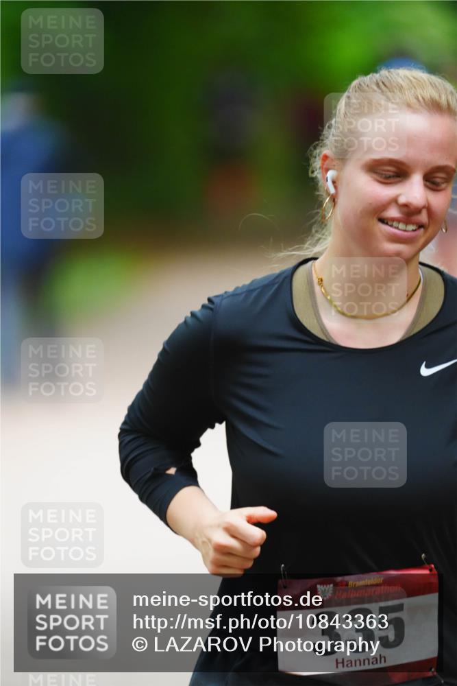 11.10.2026 - Bramfelder Halbmarathon 2026 LAZAROV Photography http://msf.ph/oto/10843363 11.10.2026 10:42:11 Laufen 35, 335 meine-sportfotos.de