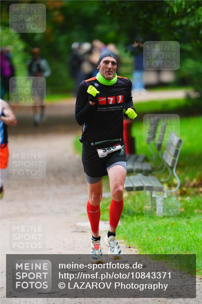 11.10.2026 - Bramfelder Halbmarathon 2026 LAZAROV Photography http://msf.ph/oto/10843371 11.10.2026 10:42:17 Laufen 300, 267 meine-sportfotos.de