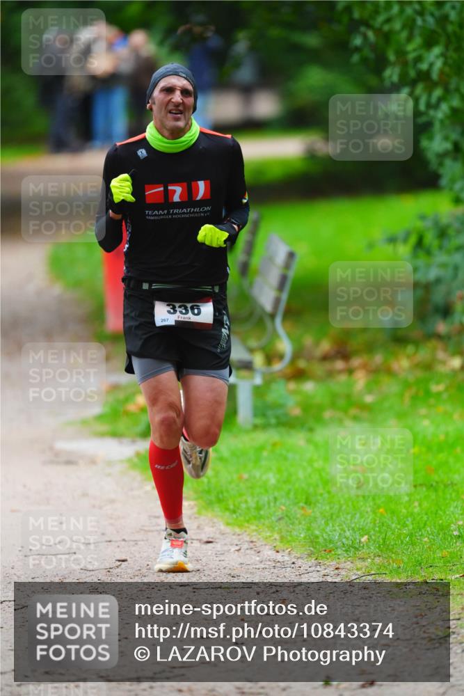 11.10.2026 - Bramfelder Halbmarathon 2026 LAZAROV Photography http://msf.ph/oto/10843374 11.10.2026 10:42:18 Laufen 267, 336 meine-sportfotos.de