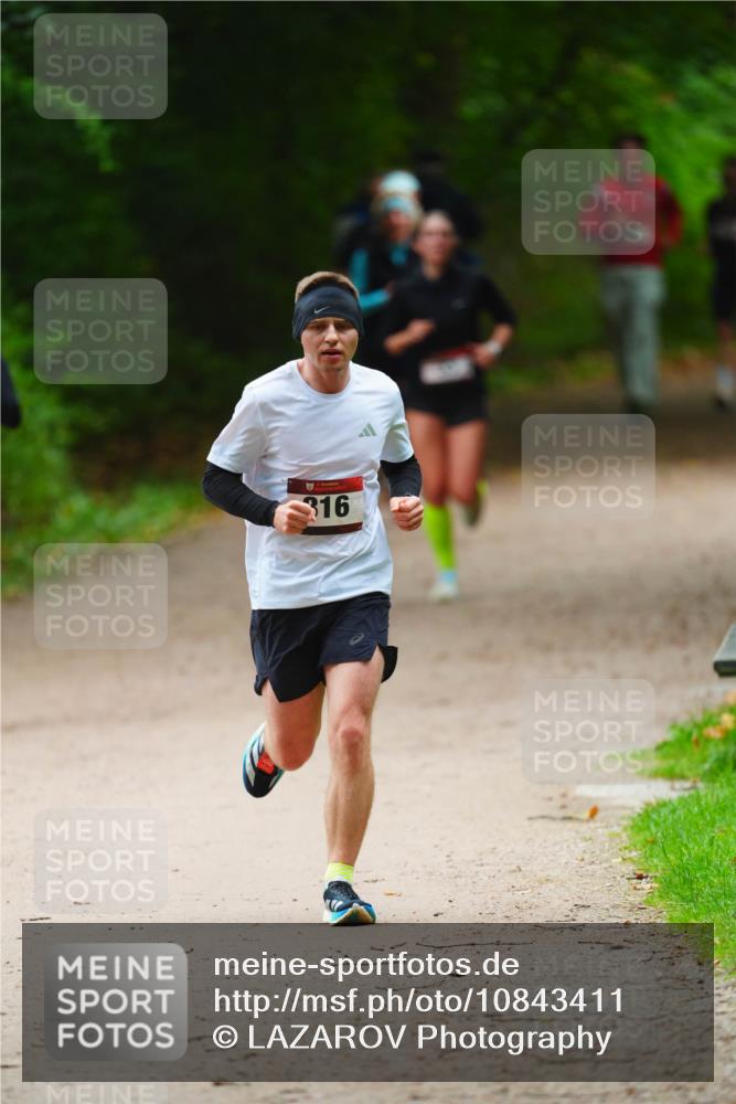 11.10.2026 - Bramfelder Halbmarathon 2026 LAZAROV Photography http://msf.ph/oto/10843411 11.10.2026 10:42:58 Laufen 316 meine-sportfotos.de