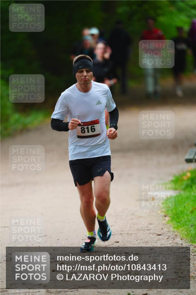 11.10.2026 - Bramfelder Halbmarathon 2026 LAZAROV Photography http://msf.ph/oto/10843413 11.10.2026 10:42:59 Laufen 816 meine-sportfotos.de