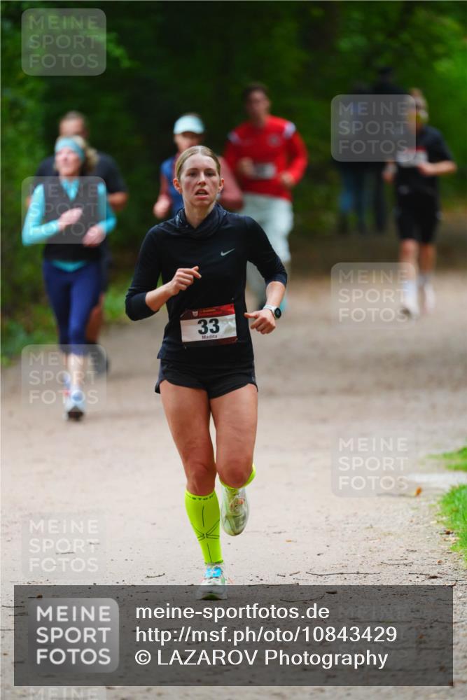 11.10.2026 - Bramfelder Halbmarathon 2026 LAZAROV Photography http://msf.ph/oto/10843429 11.10.2026 10:43:05 Laufen 33 meine-sportfotos.de