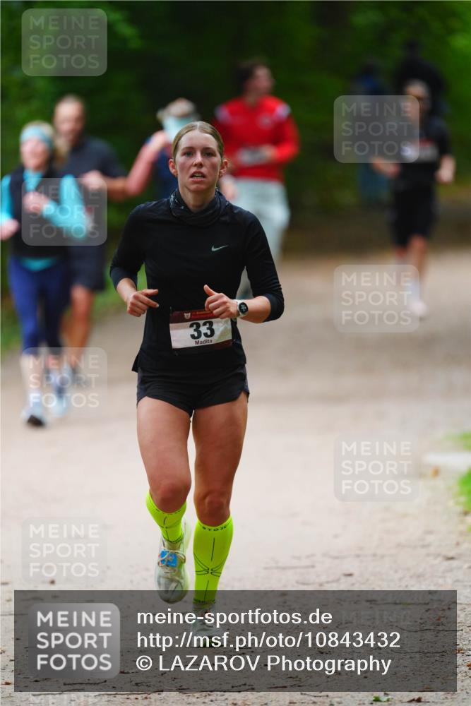 11.10.2026 - Bramfelder Halbmarathon 2026 LAZAROV Photography http://msf.ph/oto/10843432 11.10.2026 10:43:06 Laufen 33 meine-sportfotos.de