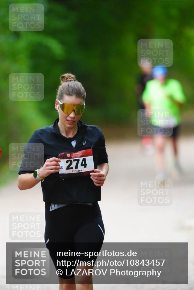 11.10.2026 - Bramfelder Halbmarathon 2026 LAZAROV Photography http://msf.ph/oto/10843457 11.10.2026 10:43:18 Laufen 274 meine-sportfotos.de