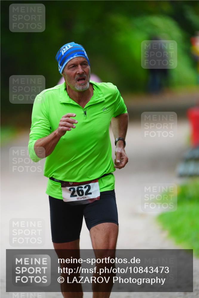 11.10.2026 - Bramfelder Halbmarathon 2026 LAZAROV Photography http://msf.ph/oto/10843473 11.10.2026 10:43:27 Laufen 262 meine-sportfotos.de