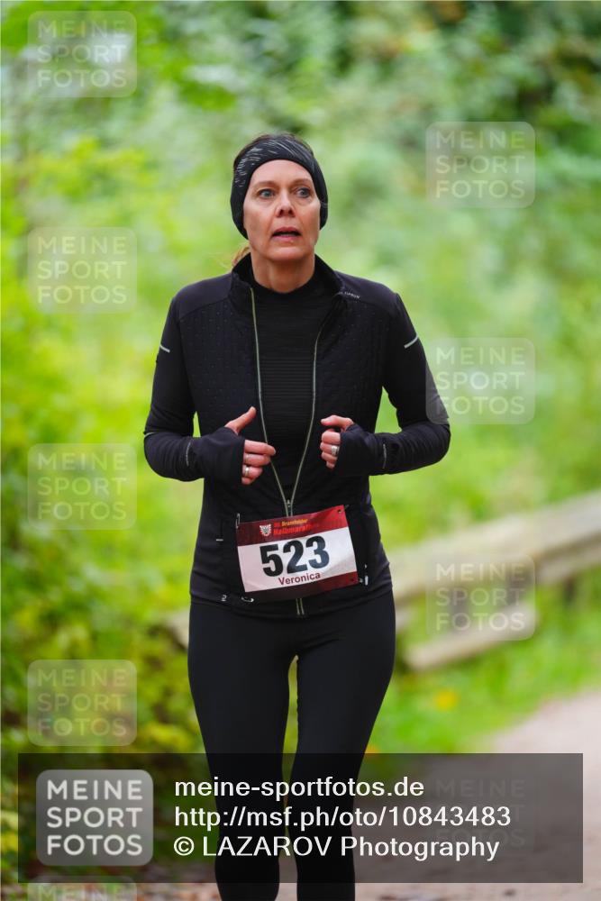 11.10.2026 - Bramfelder Halbmarathon 2026 LAZAROV Photography http://msf.ph/oto/10843483 11.10.2026 10:43:36 Laufen 35, 523 meine-sportfotos.de