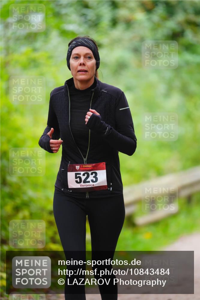 11.10.2026 - Bramfelder Halbmarathon 2026 LAZAROV Photography http://msf.ph/oto/10843484 11.10.2026 10:43:37 Laufen 5, 523 meine-sportfotos.de