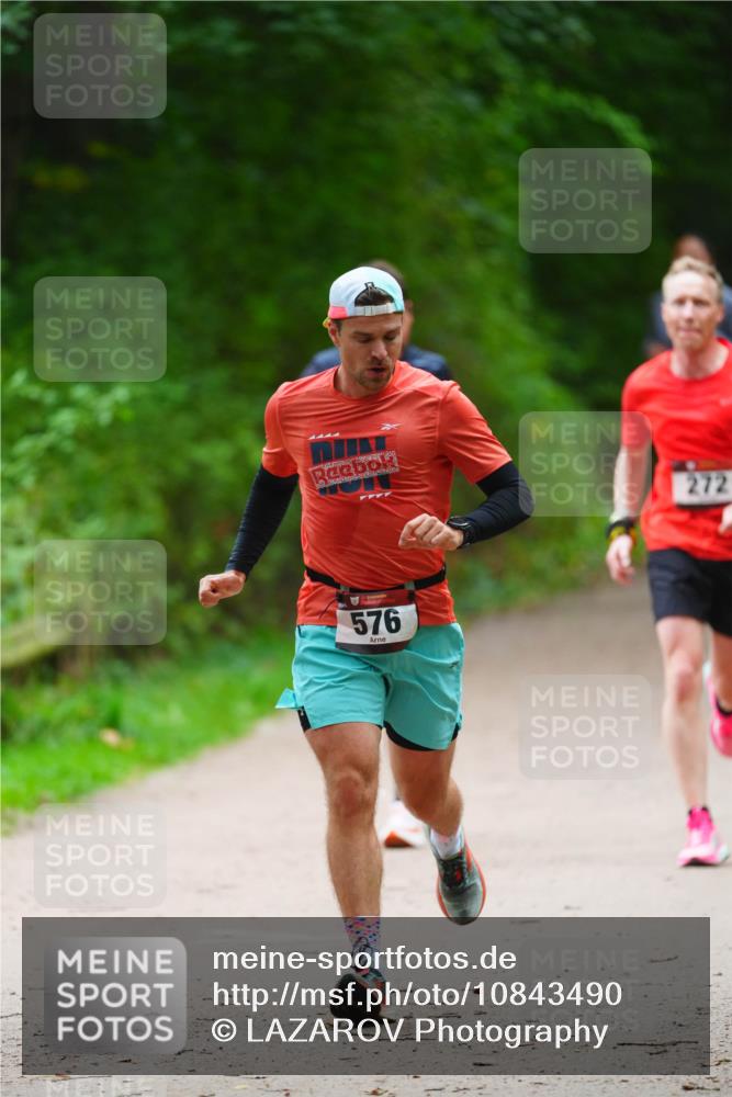 11.10.2026 - Bramfelder Halbmarathon 2026 LAZAROV Photography http://msf.ph/oto/10843490 11.10.2026 10:43:52 Laufen 576, 272 meine-sportfotos.de