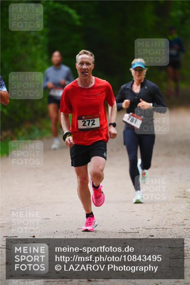 11.10.2026 - Bramfelder Halbmarathon 2026 LAZAROV Photography http://msf.ph/oto/10843495 11.10.2026 10:43:54 Laufen 272, 781 meine-sportfotos.de
