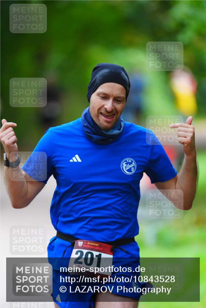11.10.2026 - Bramfelder Halbmarathon 2026 LAZAROV Photography http://msf.ph/oto/10843528 11.10.2026 10:44:13 Laufen 35, 201 meine-sportfotos.de