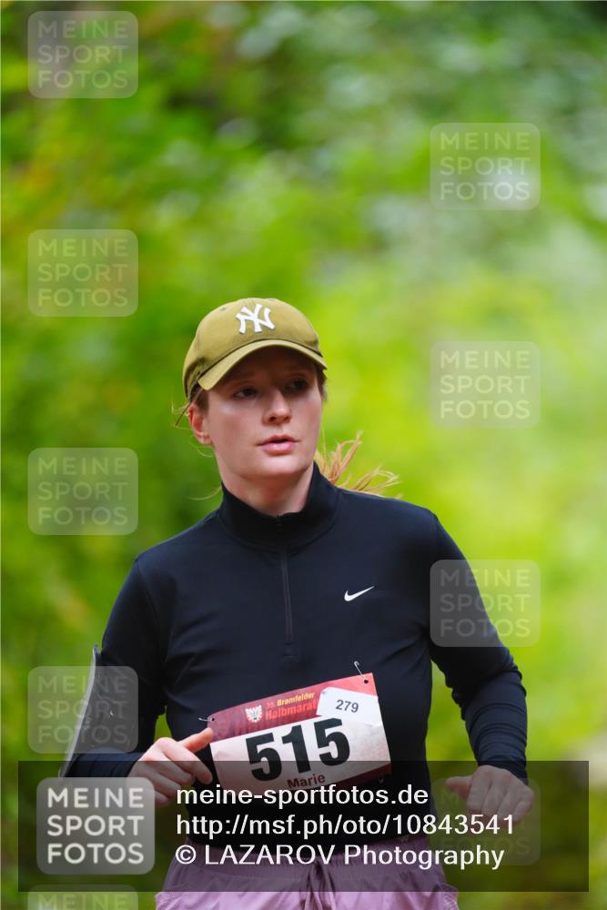 11.10.2026 - Bramfelder Halbmarathon 2026 LAZAROV Photography http://msf.ph/oto/10843541 11.10.2026 10:45:48 Laufen 35, 279, 515 meine-sportfotos.de