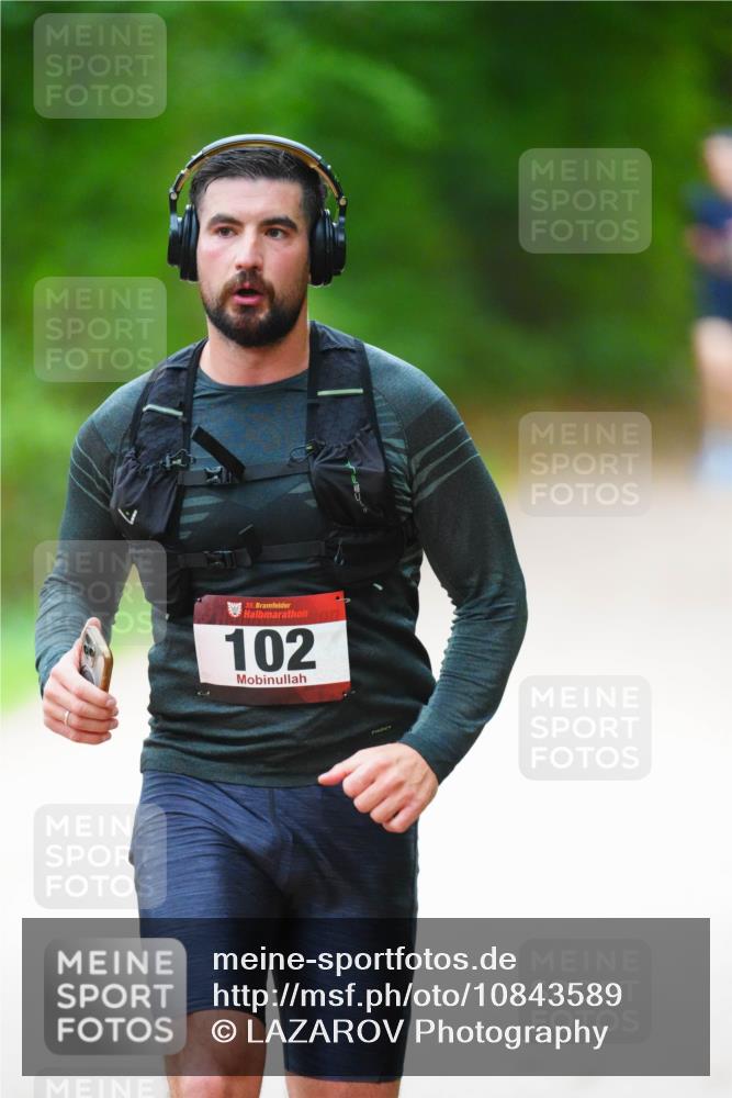 11.10.2026 - Bramfelder Halbmarathon 2026 LAZAROV Photography http://msf.ph/oto/10843589 11.10.2026 10:47:07 Laufen 35, 102 meine-sportfotos.de