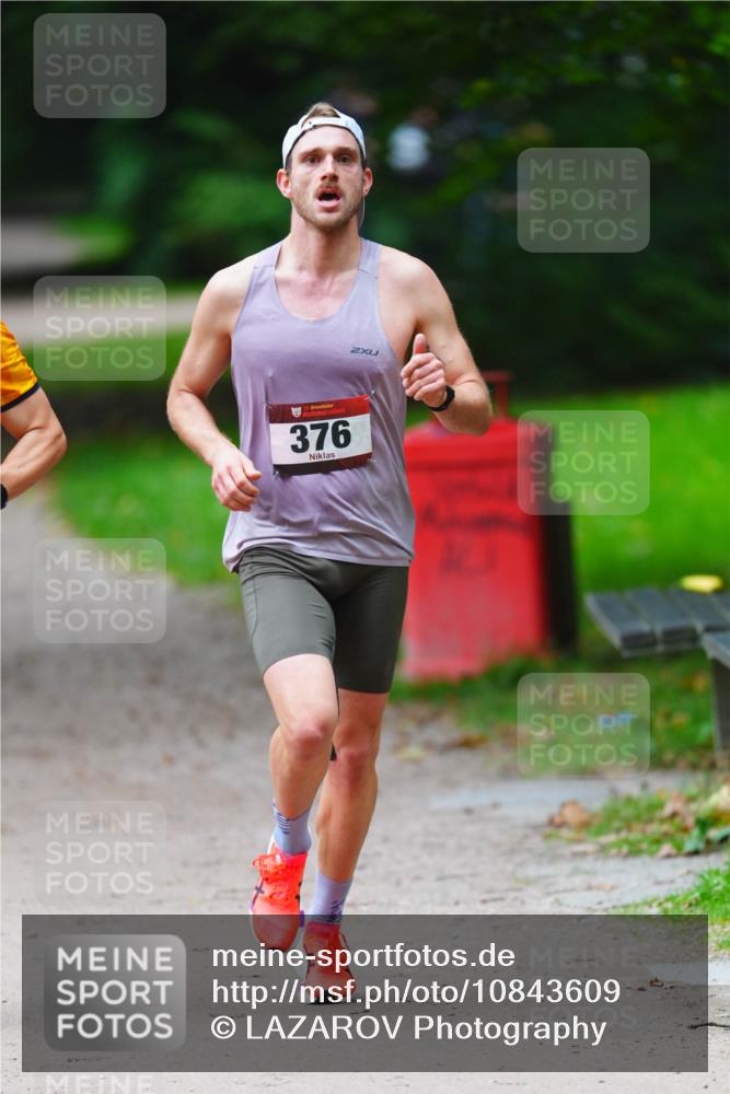 11.10.2026 - Bramfelder Halbmarathon 2026 LAZAROV Photography http://msf.ph/oto/10843609 11.10.2026 10:47:32 Laufen 376 meine-sportfotos.de
