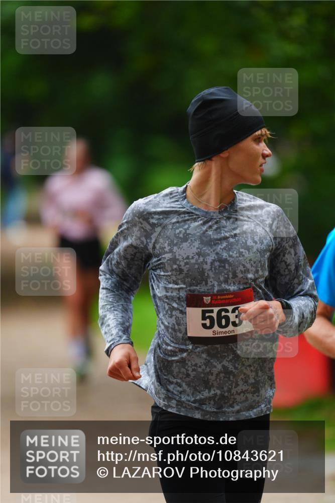 11.10.2026 - Bramfelder Halbmarathon 2026 LAZAROV Photography http://msf.ph/oto/10843621 11.10.2026 10:47:38 Laufen 35, 563 meine-sportfotos.de