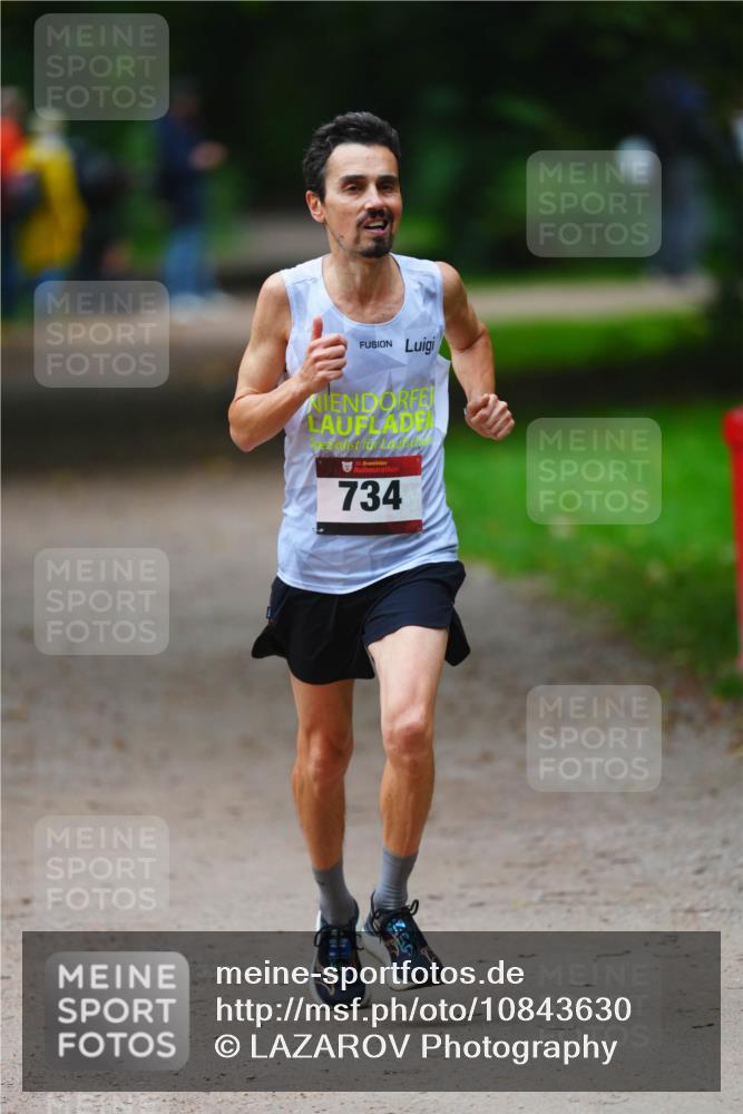 11.10.2026 - Bramfelder Halbmarathon 2026 LAZAROV Photography http://msf.ph/oto/10843630 11.10.2026 10:47:45 Laufen 734 meine-sportfotos.de